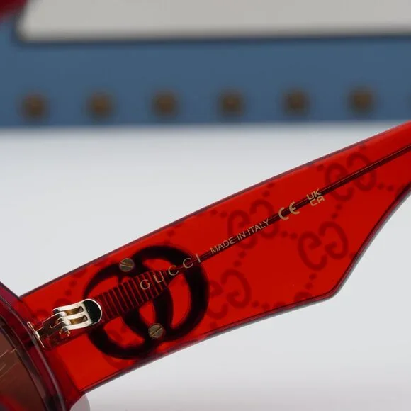 Gucci GG1421S 006 Geometric Sunglasses - Transparent Red  display picture 2